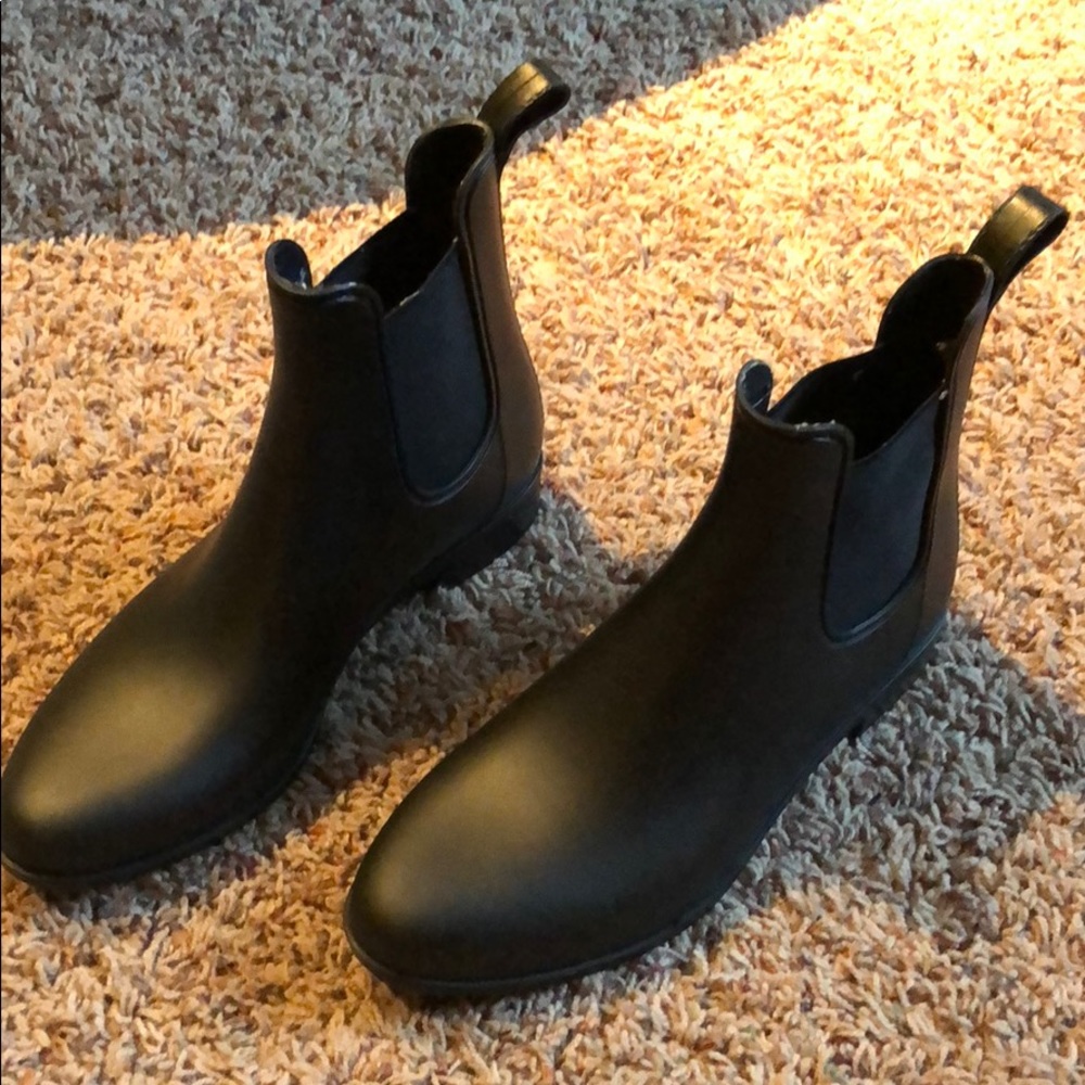 Chelsea rain boot